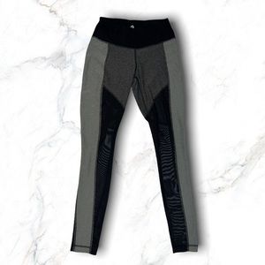 90 Degree by Reflex Grey/Black Colorblock Leggings